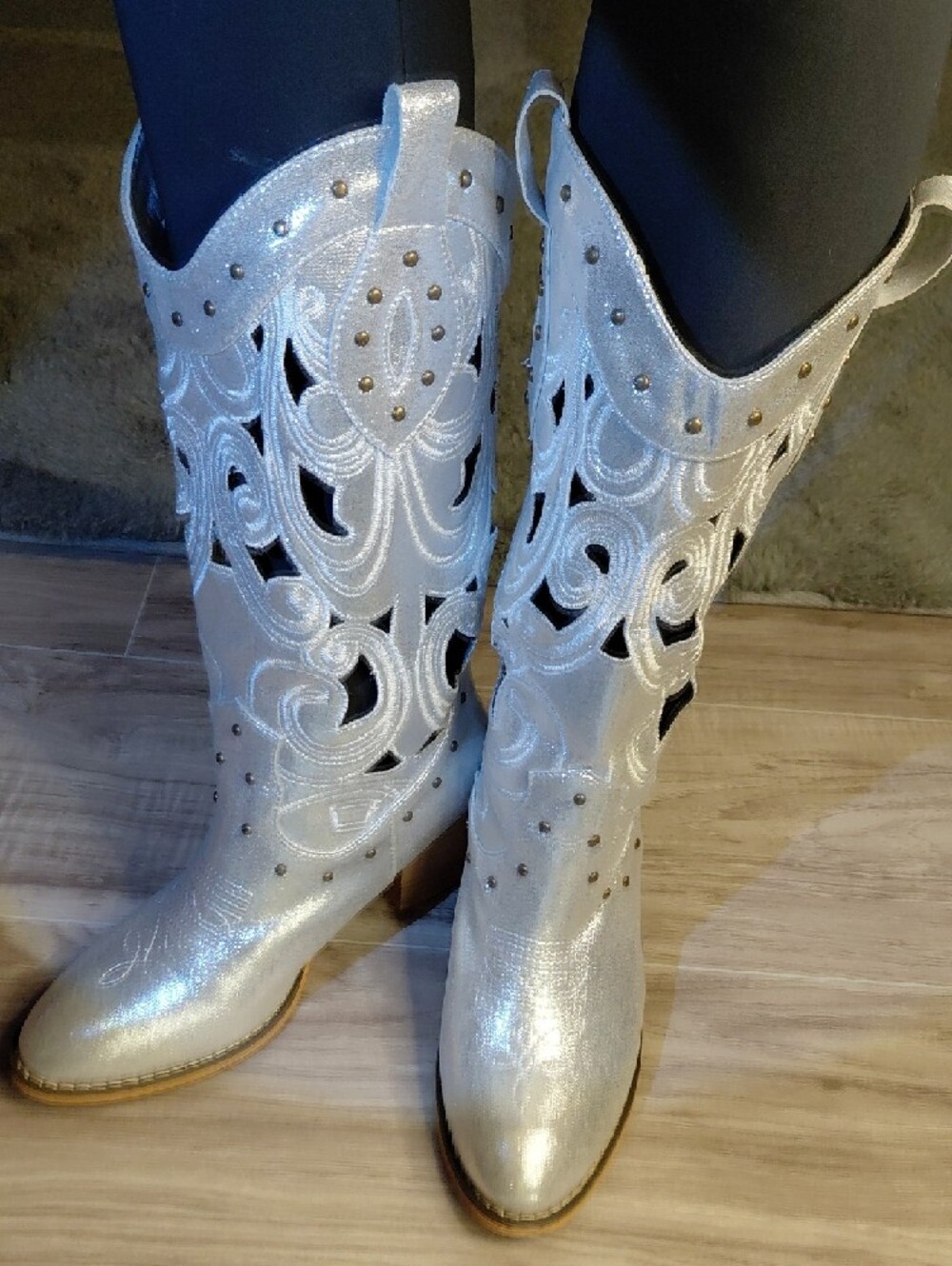 Metallic Silver Cutout Western Boots - Women's Stylish Cowboy Boots - Picture 2 of 7